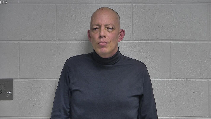 Oldham County officer, school resource officer, arrested on DUI charge